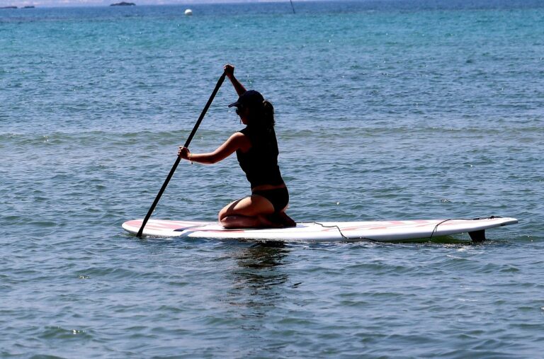 Top 5 des spots de SUP incontournables dans les Caraïbes